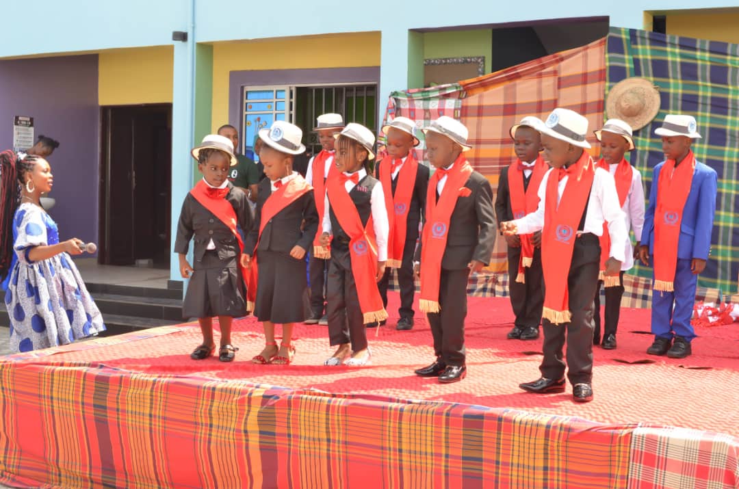 GRADUATING CEREMONY